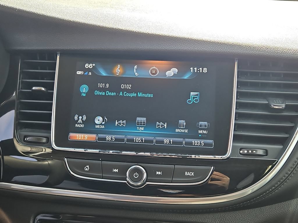 Used 2021 Buick Encore Preferred FWD image 28