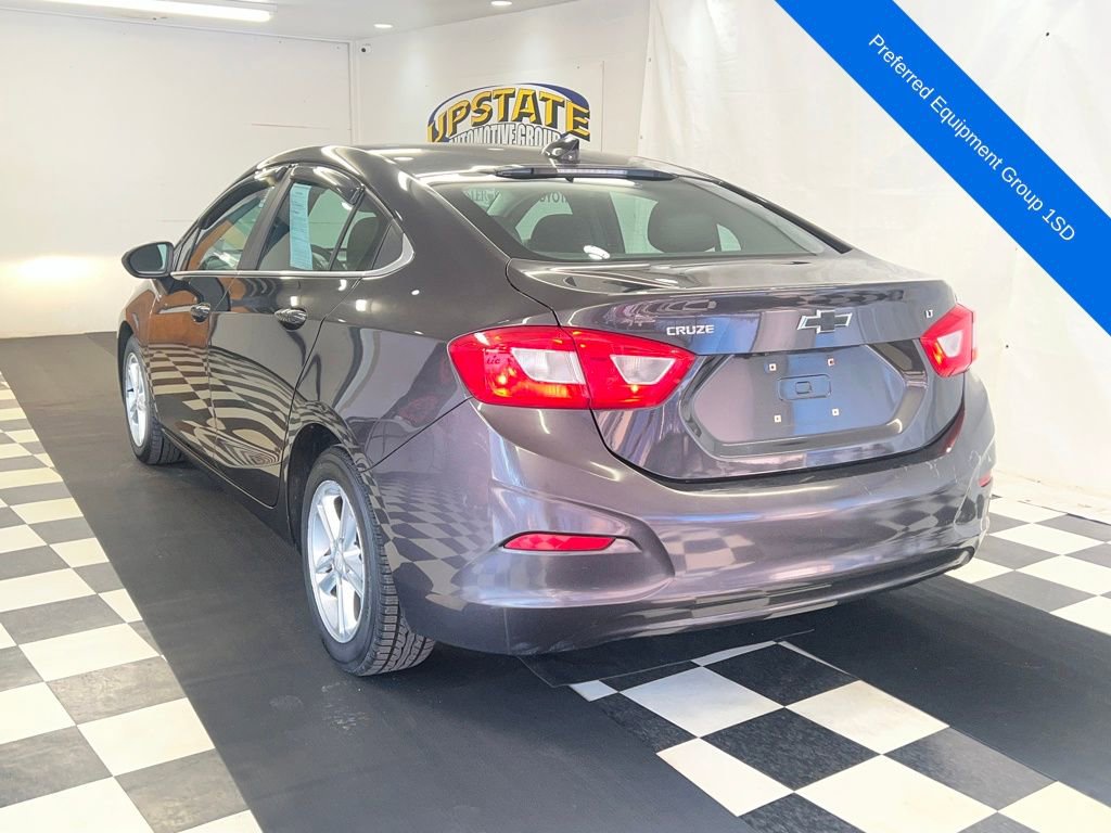 Used 2016 Chevrolet Cruze LT image 8