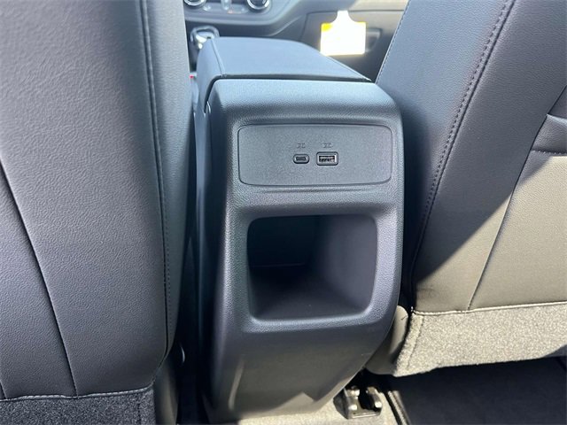 Used 2025 Buick Envista Preferred w/ Convenience I Package image 14