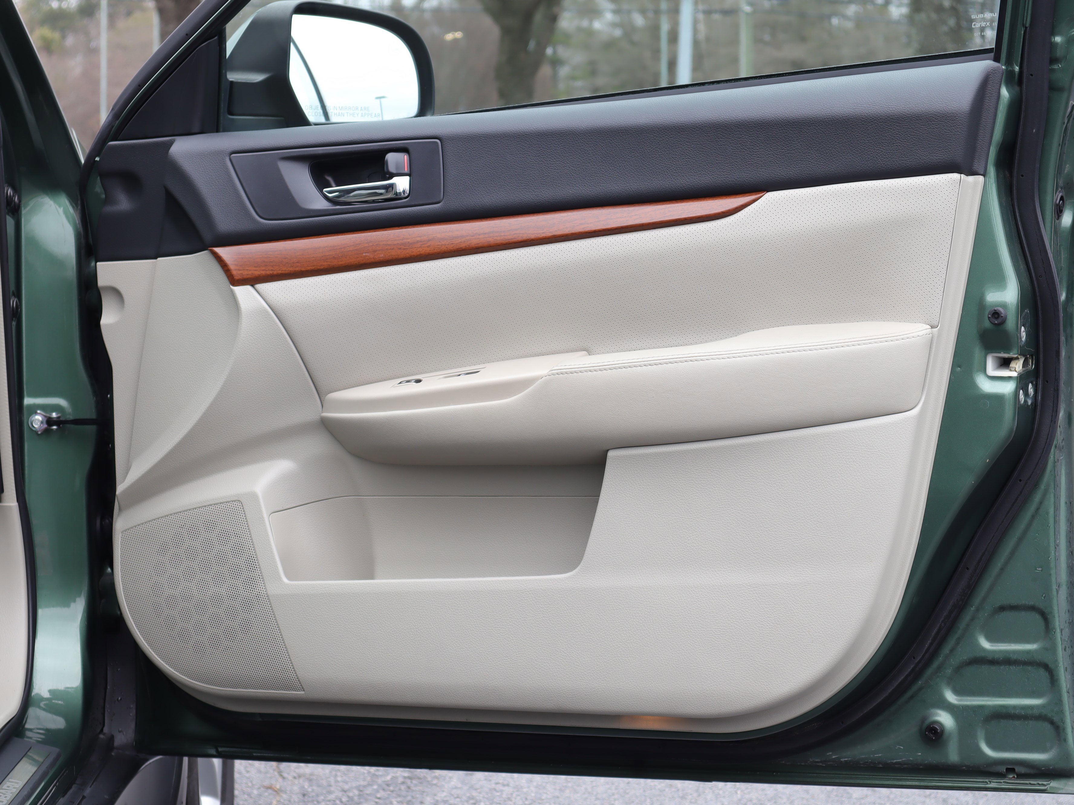 Used 2013 Subaru Outback 2.5i Limited image 29