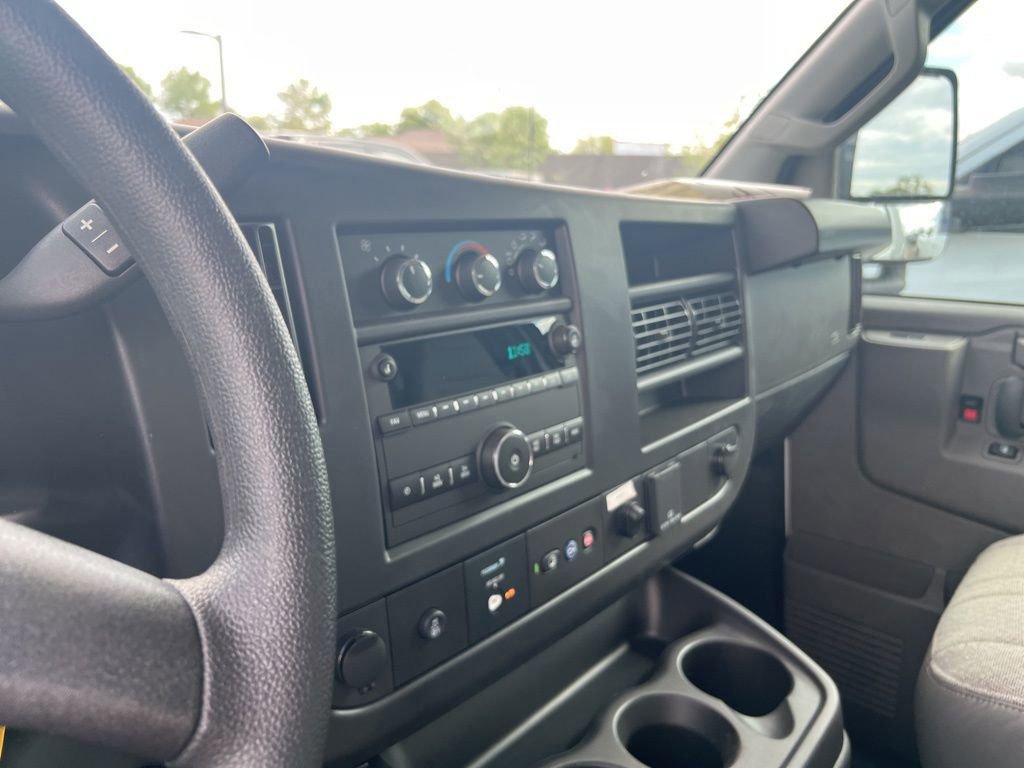 New 2025 GMC Savana 3500 w/ Power Convenience Package RWD image 7
