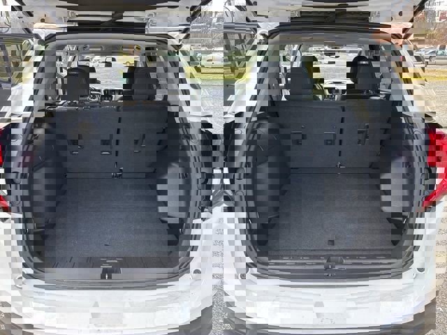 Used 2024 GMC Terrain SLE AWD/4WD image 10