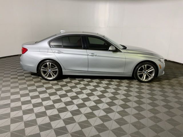 Used 2018 BMW 330i xDrive Sedan image 6