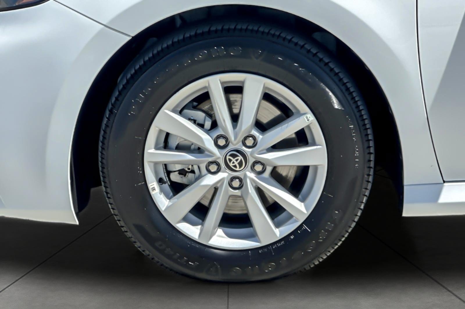 Used 2026 Toyota Camry LE FWD image 24