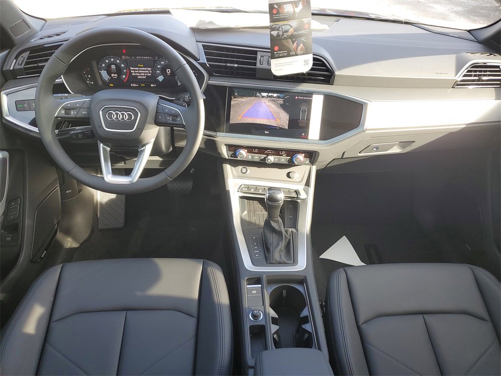 New 2025 Audi Q3 2.0T Premium image 23