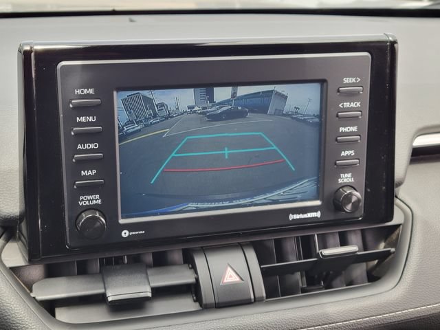 Used 2022 Toyota RAV4 XLE FWD image 12
