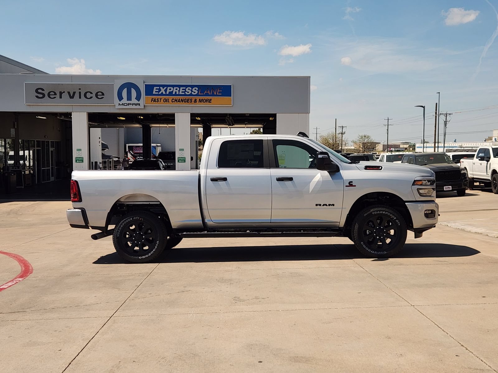 New 2026 RAM 2500 Lone Star AWD/4WD image 7