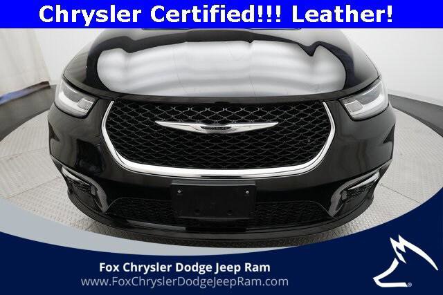 Certified 2024 Chrysler Pacifica Touring-L image 22