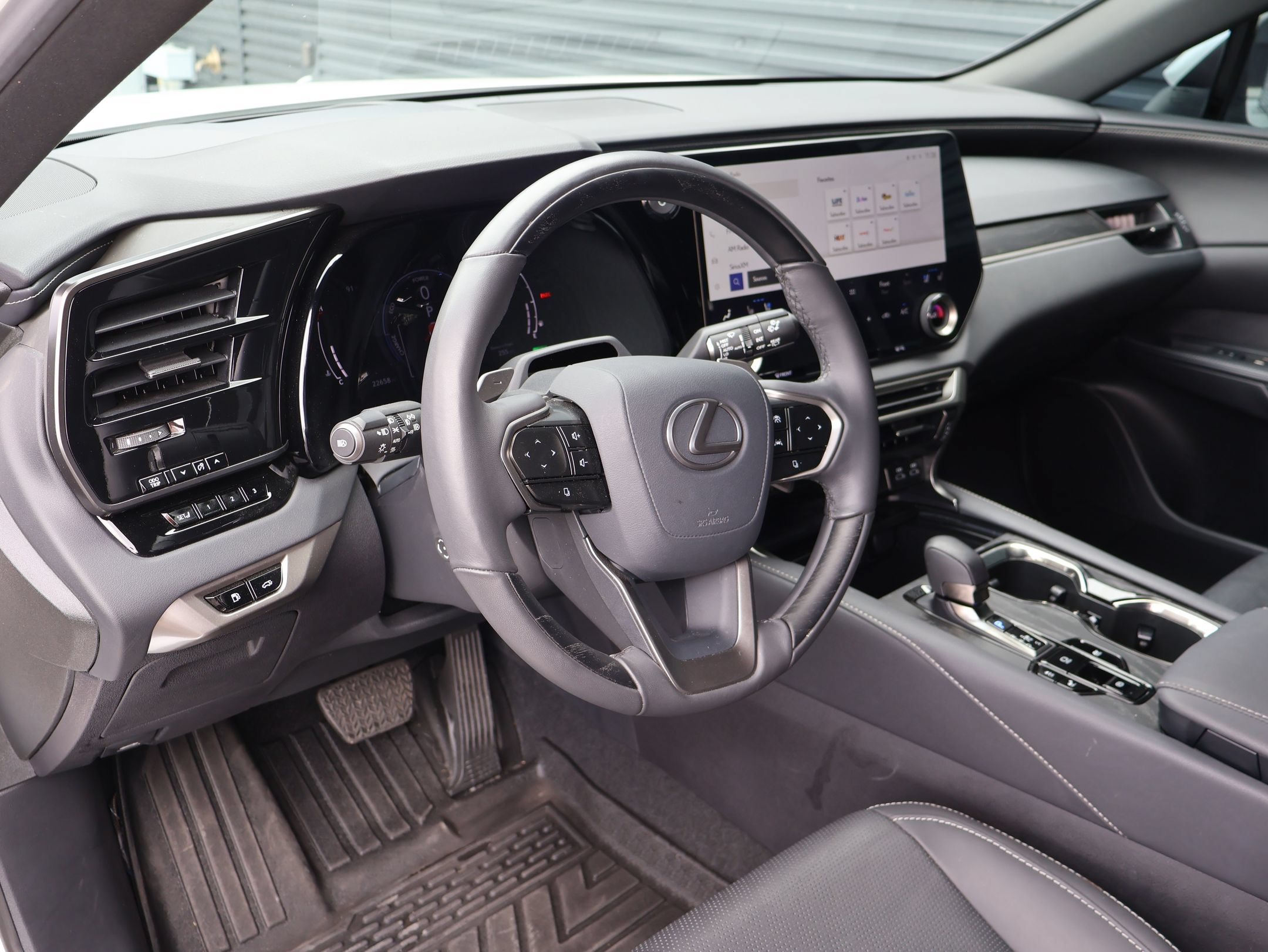 Used 2024 Lexus RX 350 w/ Convenience Package AWD/4WD image 11
