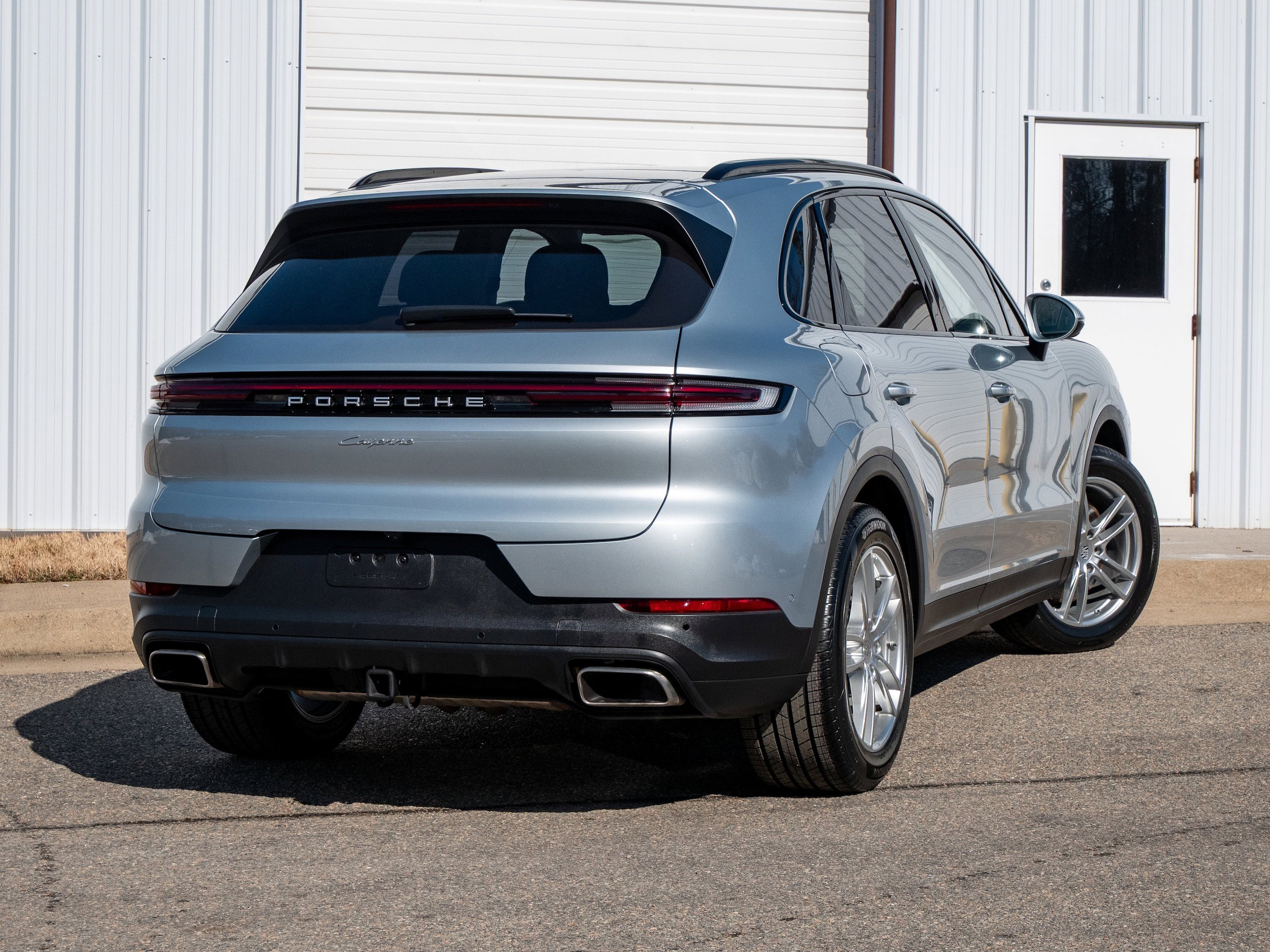 Certified 2024 Porsche Cayenne w/ Premium Package Plus (PFM) image 7