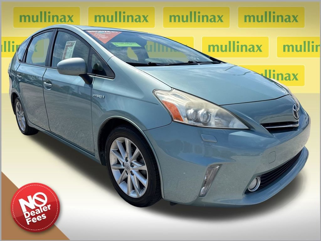 Used 2013 Toyota Prius V Five image 1