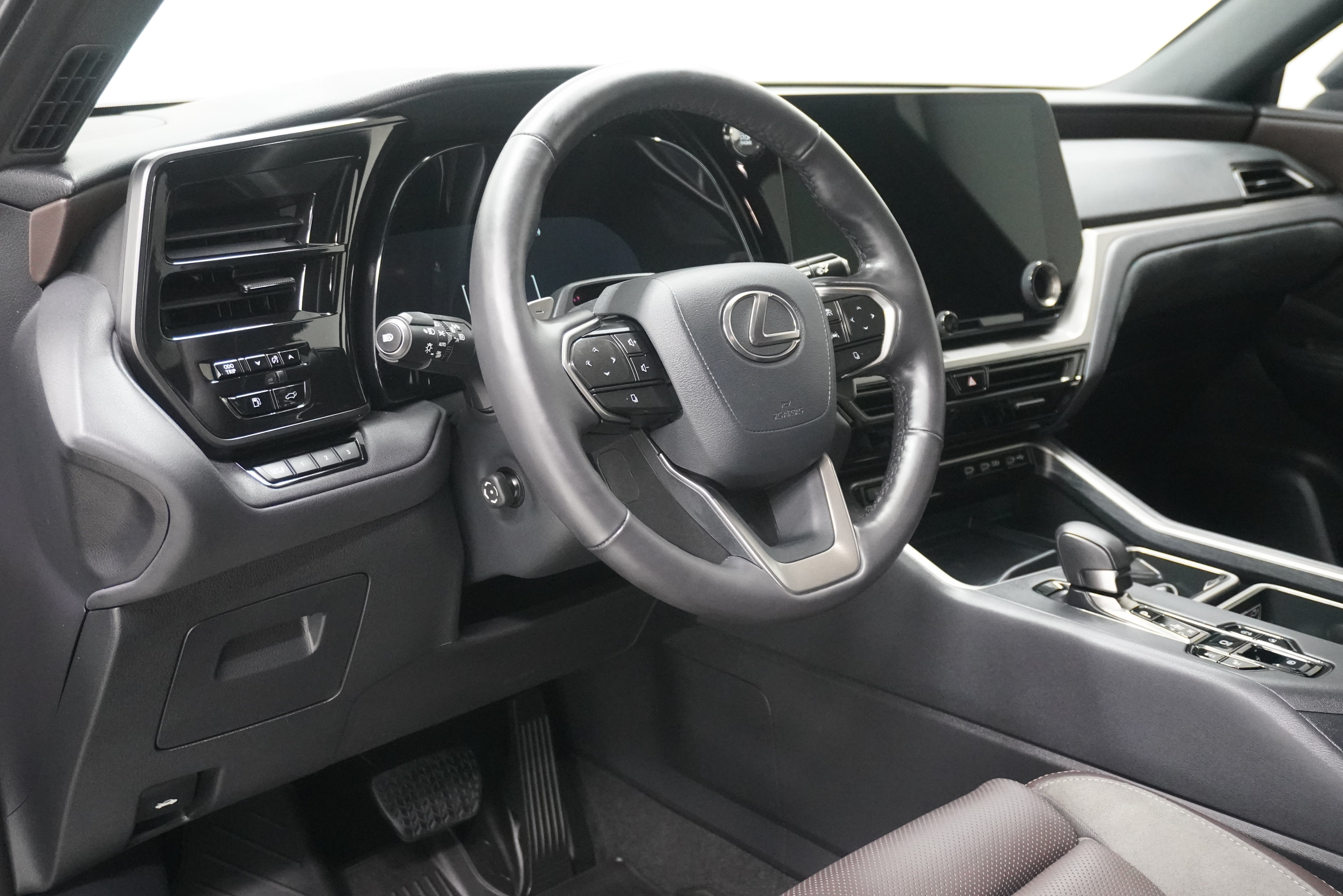 Used 2025 Lexus TX 350 AWD w/ Technology Package image 10