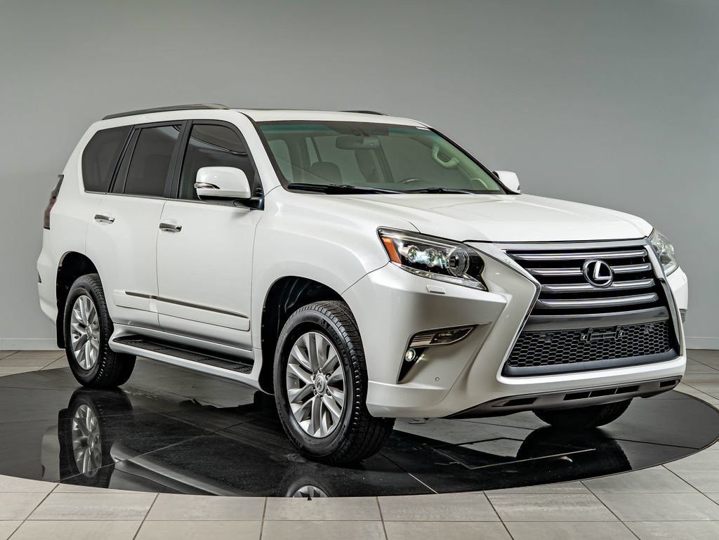 Used 2014 Lexus GX 460 w/ Premium Package AWD/4WD image 3