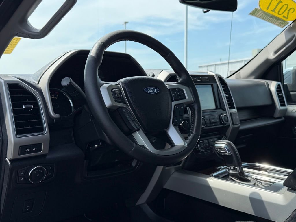 Used 2017 Ford F150 Lariat AWD/4WD image 11