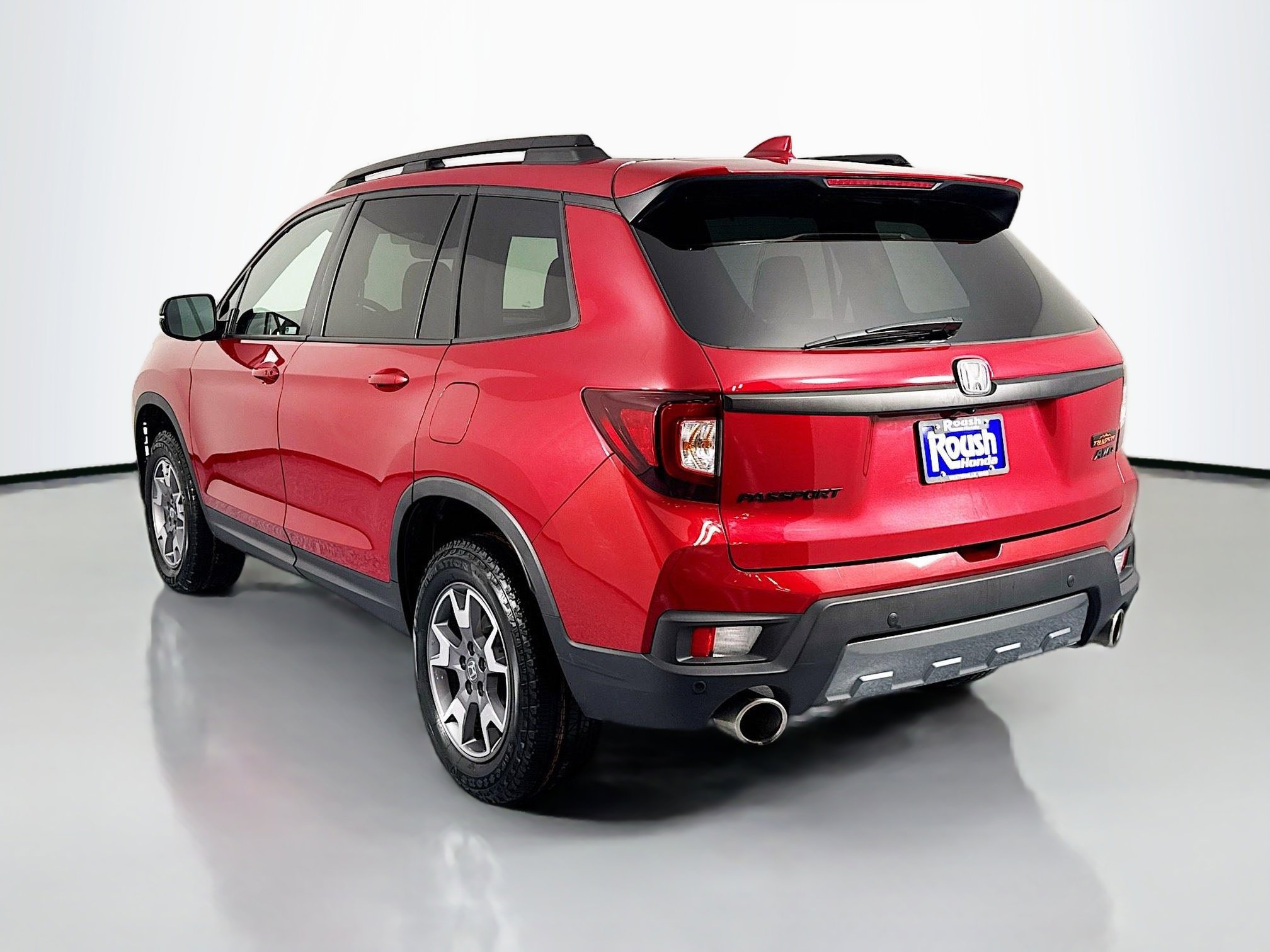 Certified 2023 Honda Passport TrailSport image 7