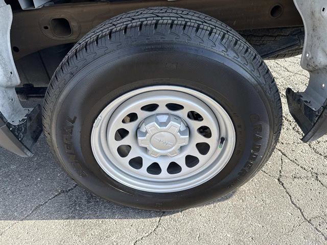 Used 2024 GMC Sierra 1500 Pro w/ Pro Value Package image 23