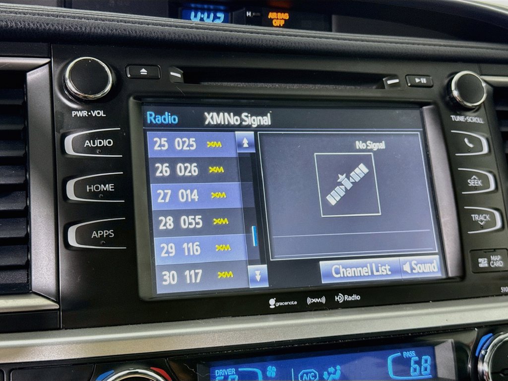 Certified 2019 Toyota Highlander XLE AWD/4WD image 7