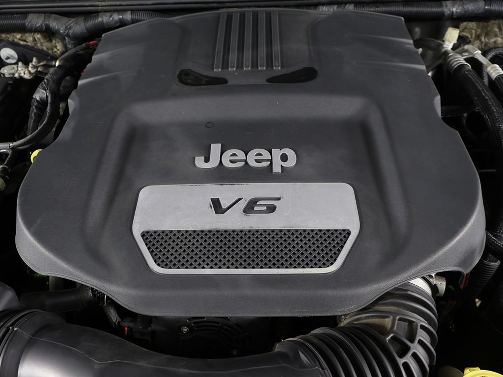 Used 2016 Jeep Wrangler Unlimited Sport w/ Quick Order Package 24S AWD/4WD image 12