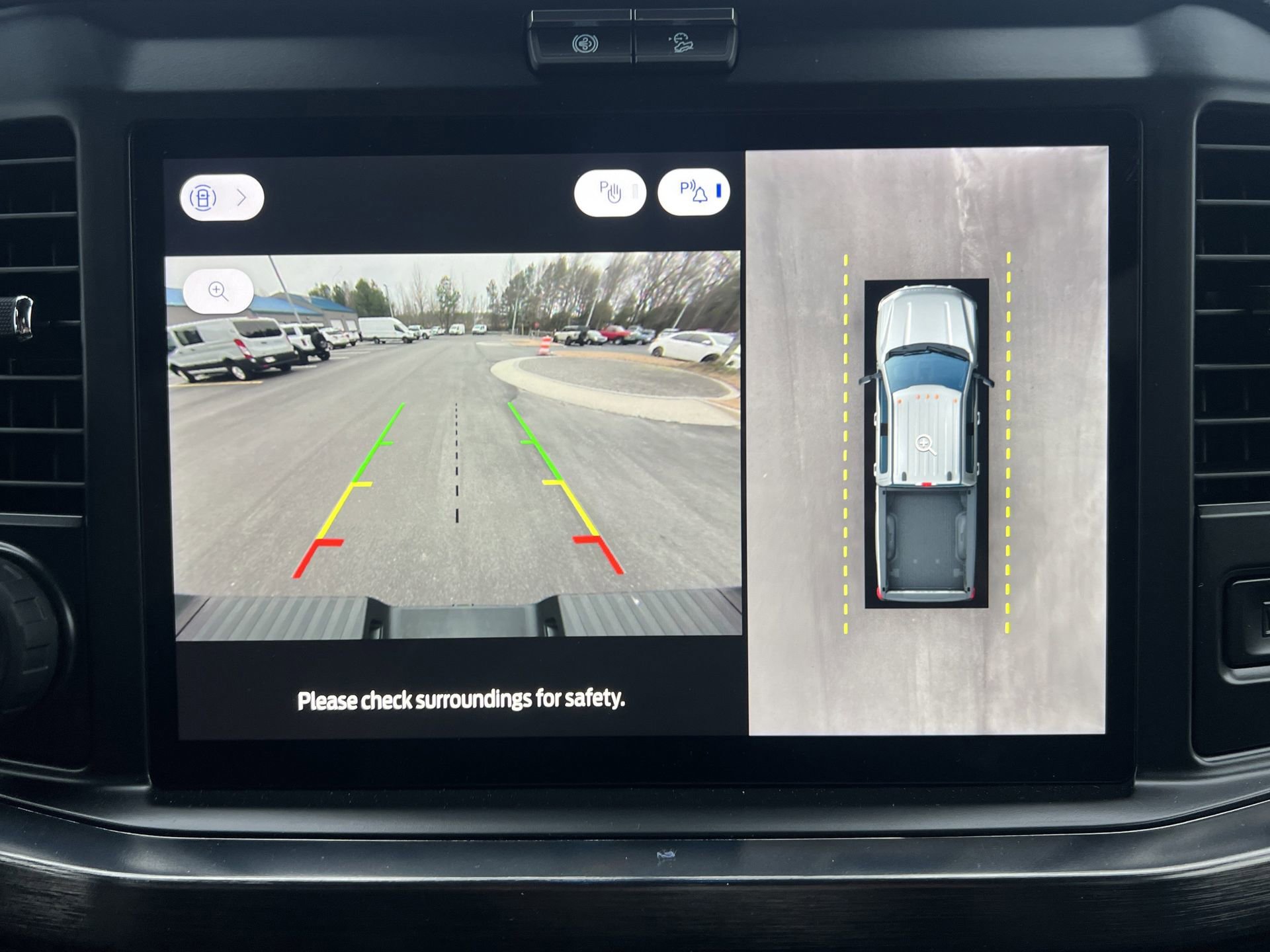 New 2025 Ford F350 Lariat w/ Lariat Ultimate Package image 3