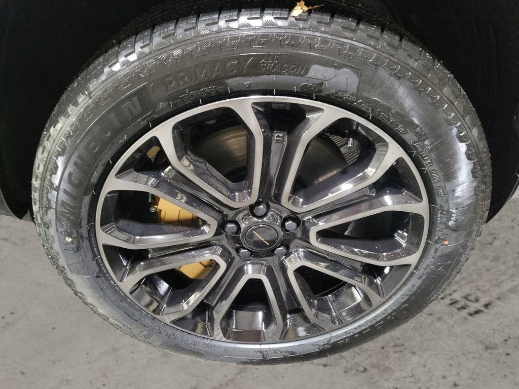 New 2026 Land Rover Defender 110 image 11