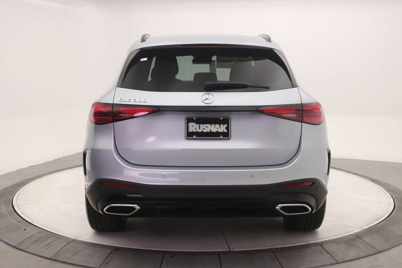 New 2026 Mercedes-Benz GLC 300 image 3