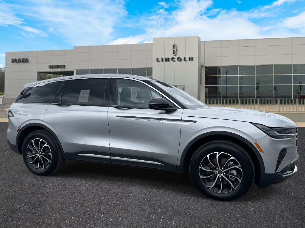 New 2026 Lincoln Nautilus Premier AWD/4WD image 1