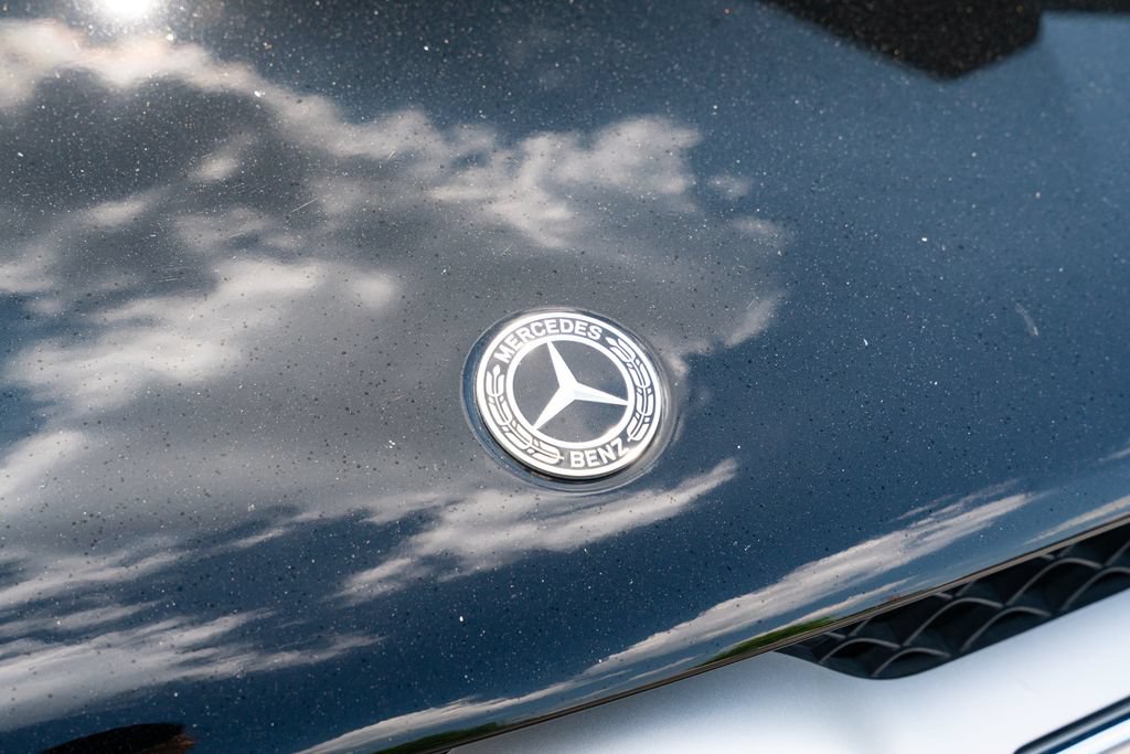 Used 2021 Mercedes-Benz GLC 300 4MATIC w/ Premium Package image 7