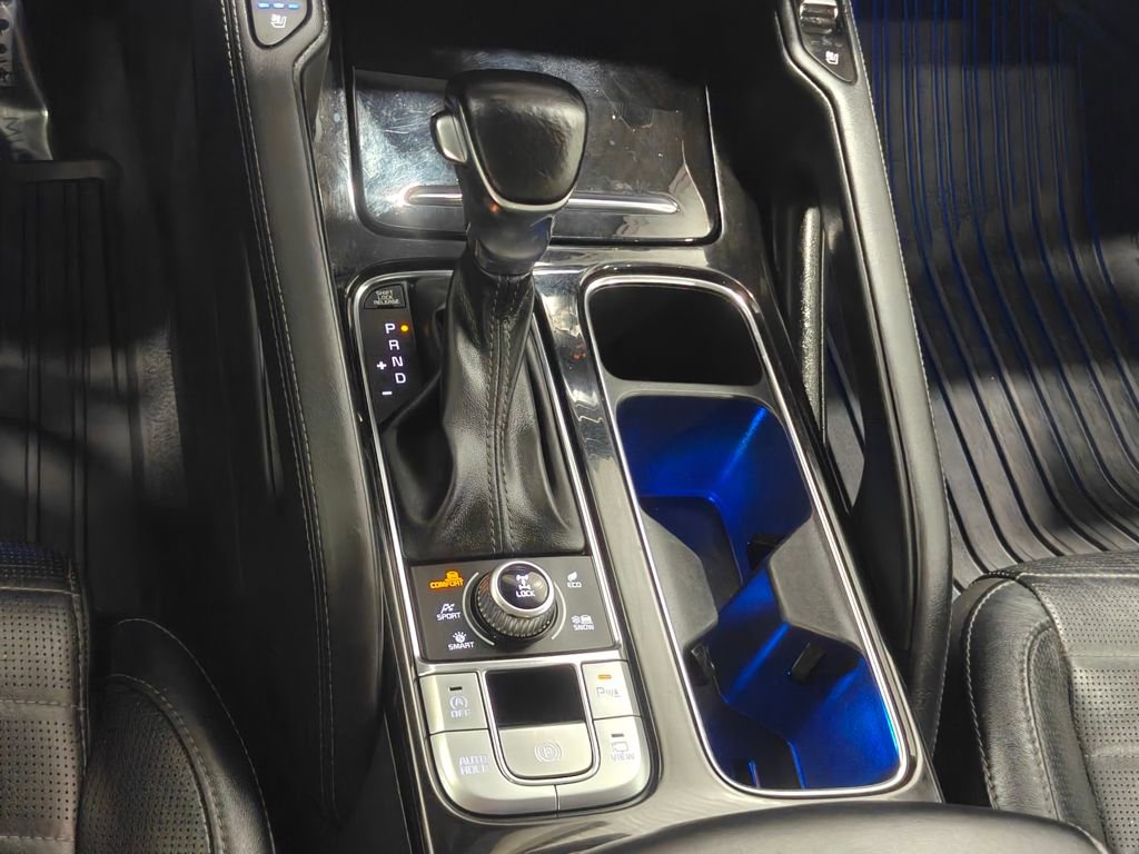 Used 2020 Kia Telluride SX w/ SX Prestige Package image 9