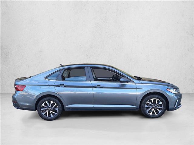 Used 2025 Volkswagen Jetta S video 4