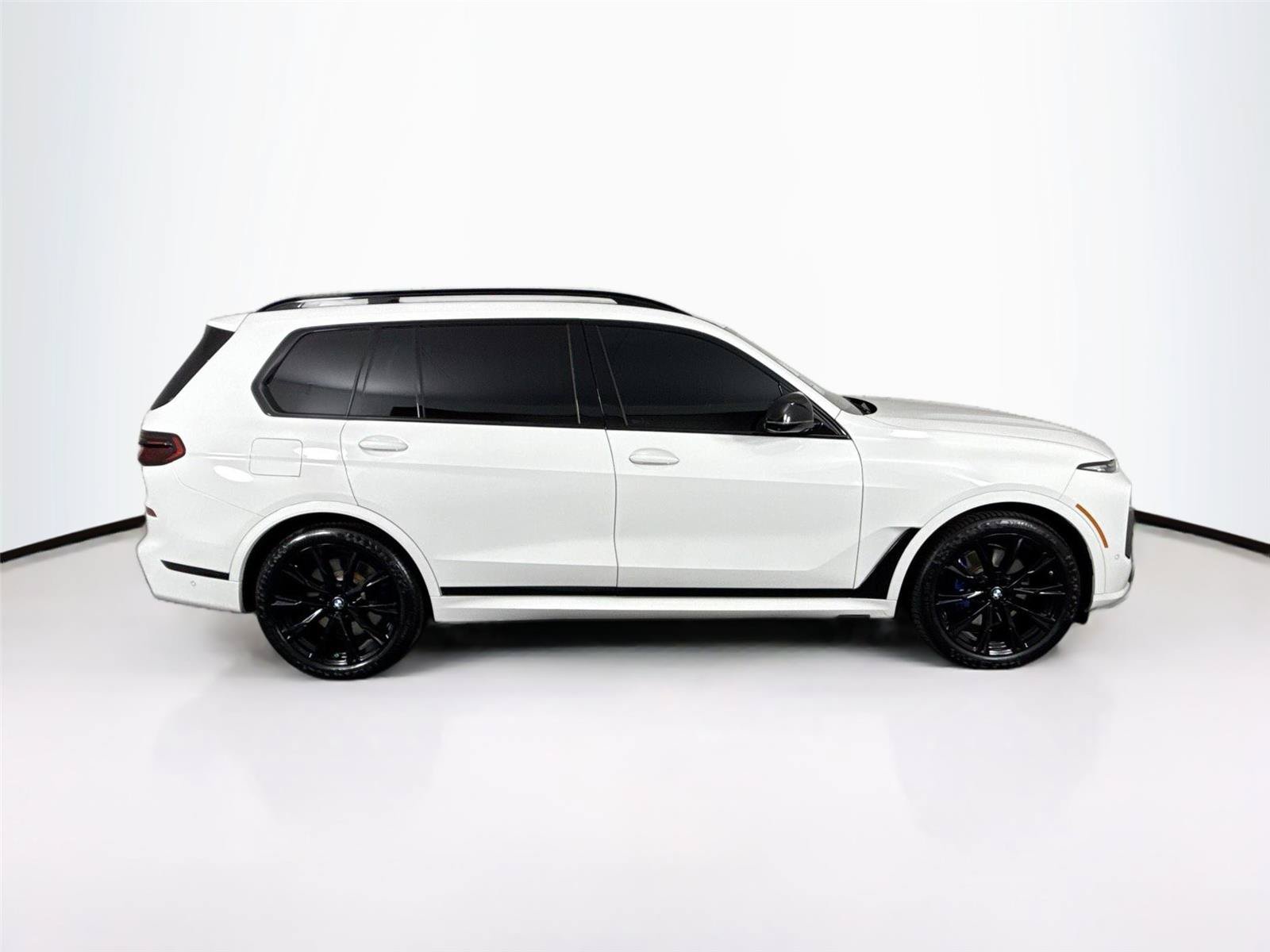 Used 2025 BMW X7 M60i w/ Executive Package AWD/4WD image 11