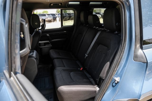 Used 2021 Land Rover Defender 110 AWD/4WD image 46