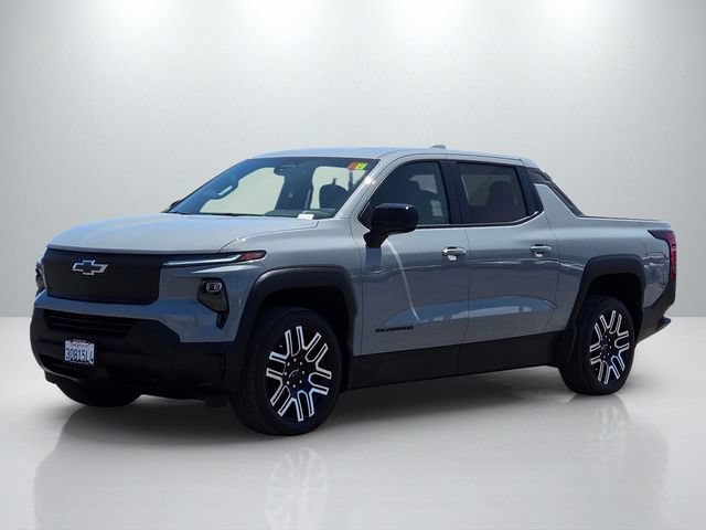 Used 2026 Chevrolet Silverado EV W/T w/ LPO, Custom Package AWD/4WD image 8