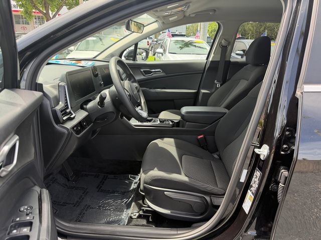 Used 2023 Kia Sportage LX FWD image 10