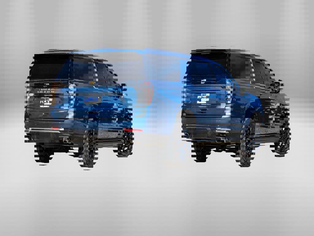 Used 2025 Chevrolet Suburban High Country image 14