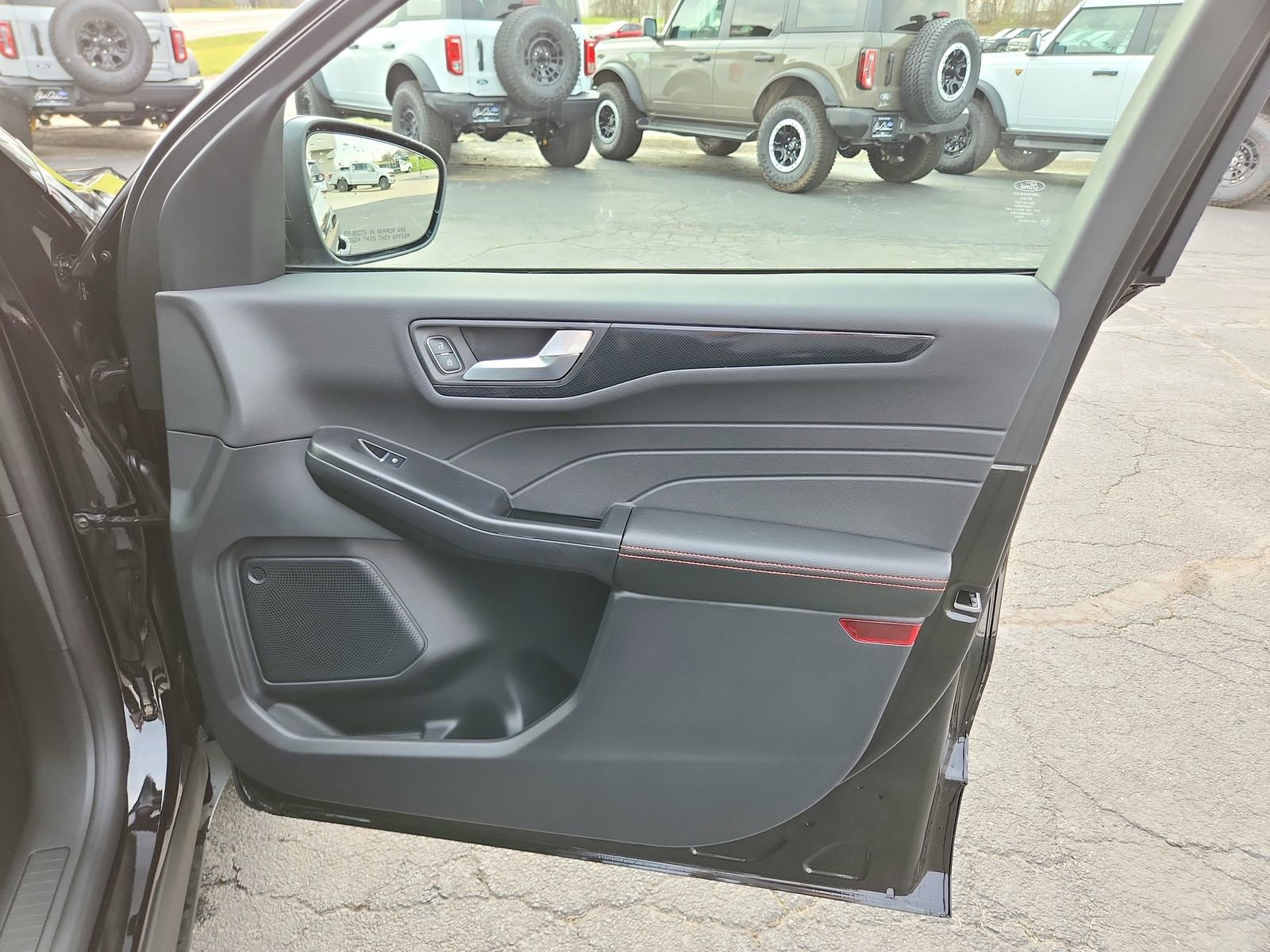 New 2026 Ford Escape ST-Line w/ Cold Weather Package image 26