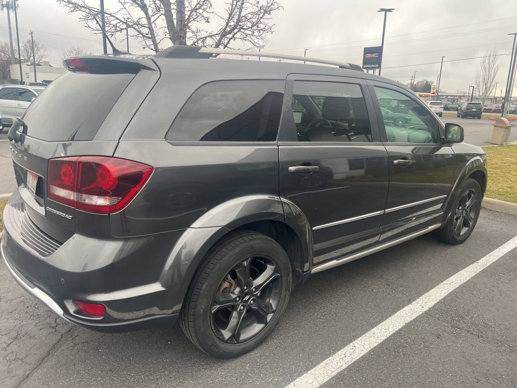 Used 2018 Dodge Journey Crossroad w/ Popular Equipment Group image 3