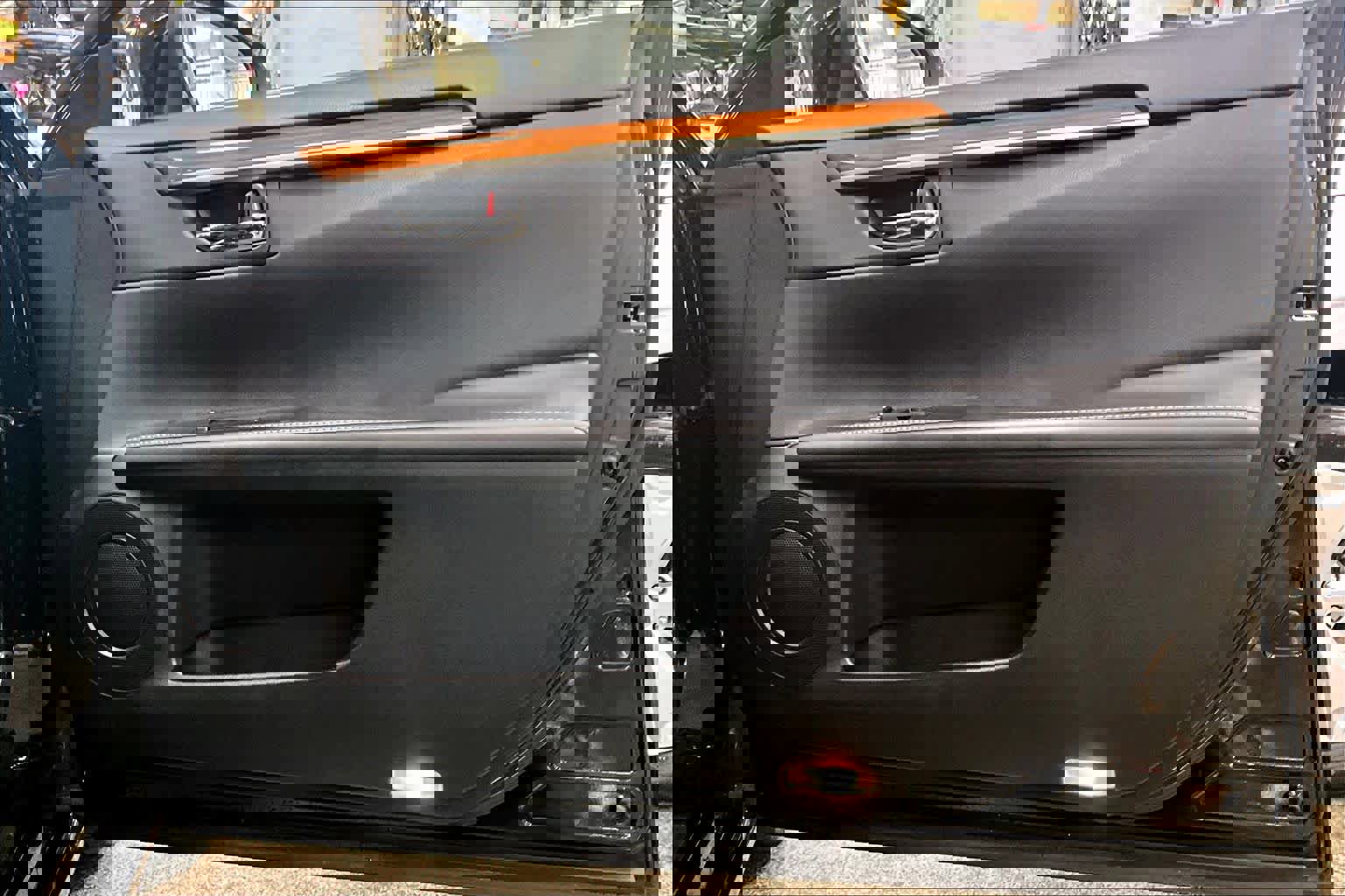 Used 2013 Lexus ES 300h w/ Luxury Pkg image 23