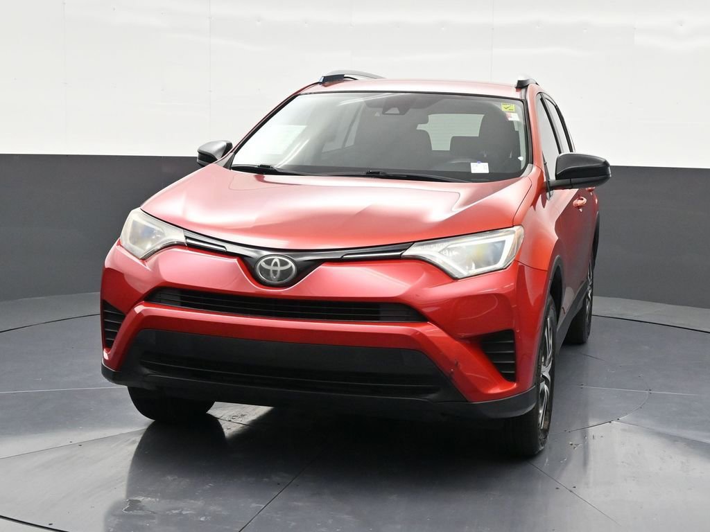 Used 2017 Toyota RAV4 LE image 8