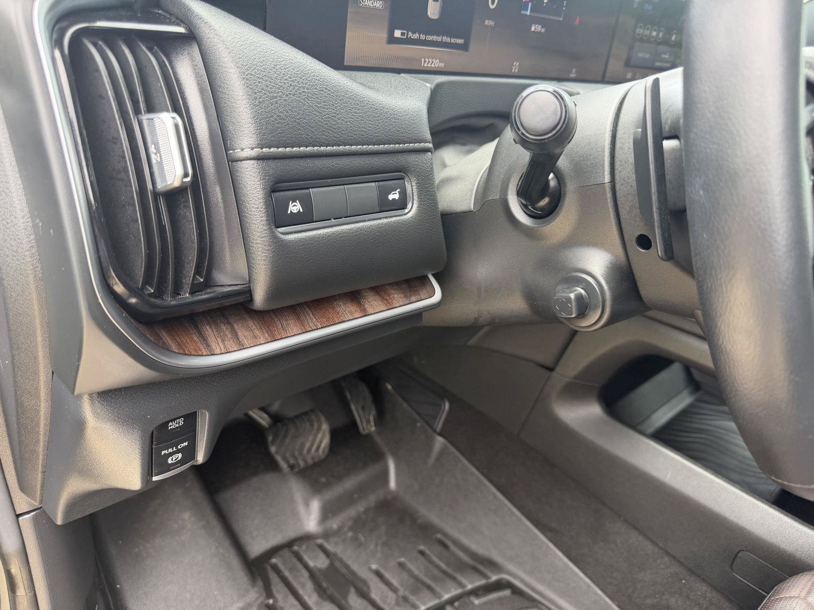 Used 2025 Nissan Armada Platinum w/ Convenience Package AWD/4WD image 11