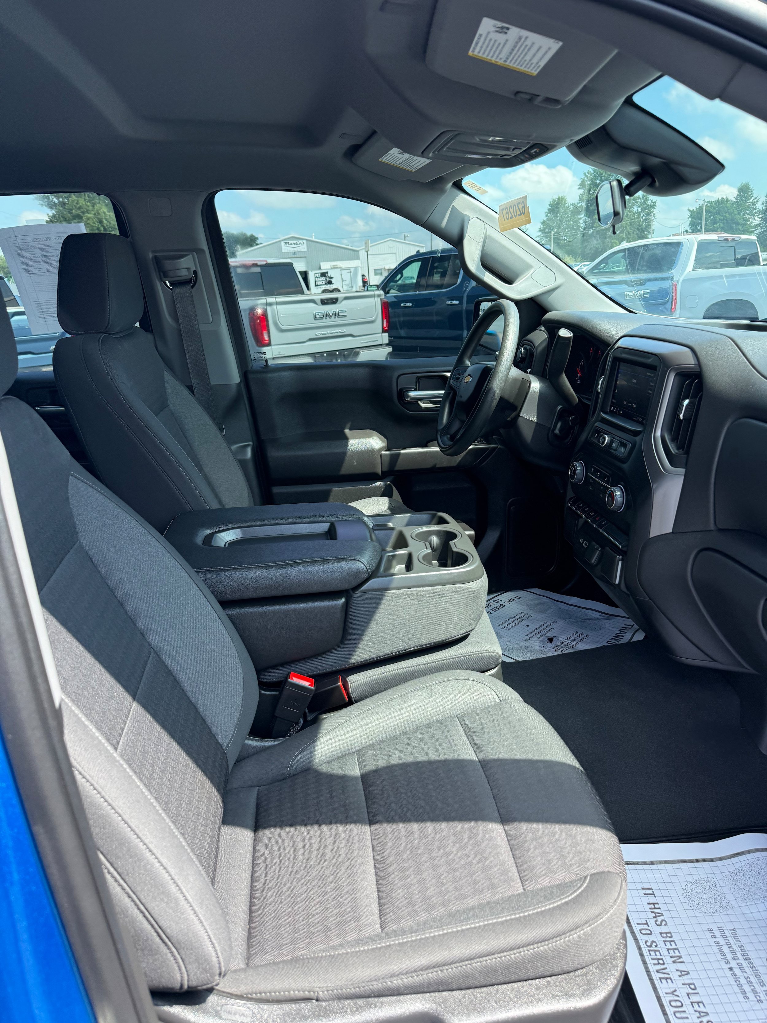 Used 2022 Chevrolet Silverado 1500 Custom AWD/4WD image 10