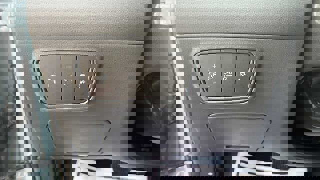 Used 2024 Hyundai Santa Cruz SEL image 17