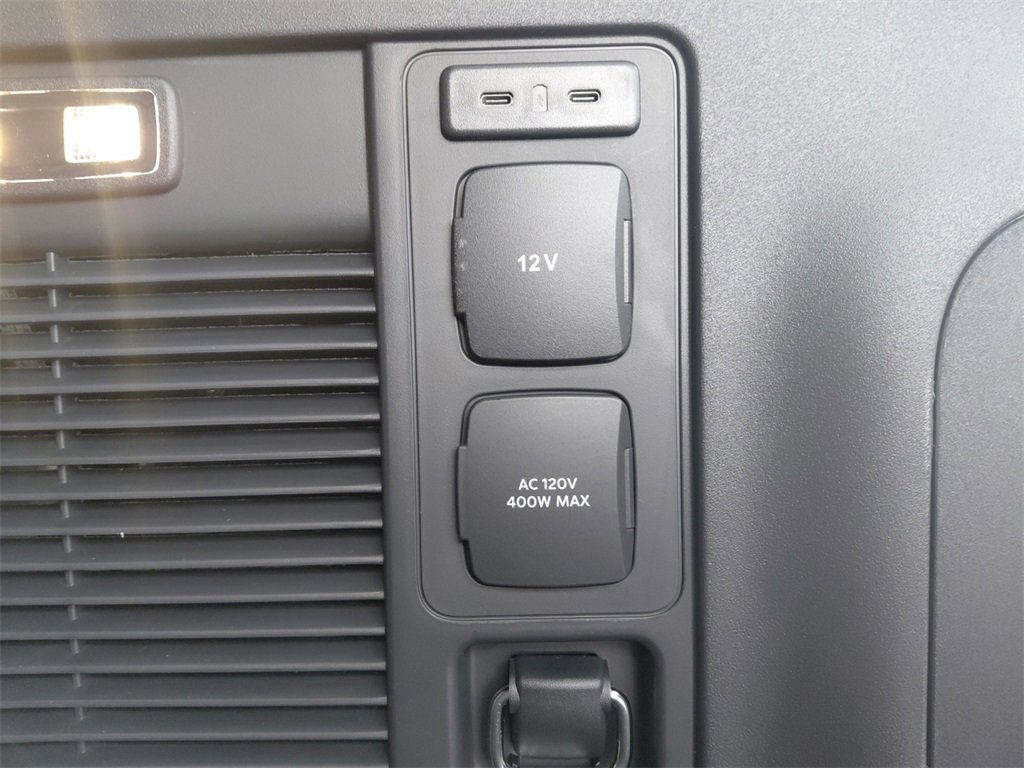 New 2025 Ford Expedition King Ranch image 25