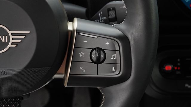 Used 2025 MINI Cooper S image 22