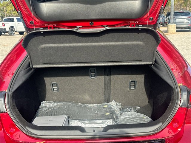 New 2026 MAZDA MAZDA3 Hatchback w/Premium Plus Pkg image 25
