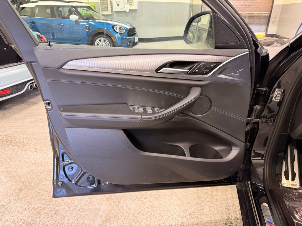 Used 2020 BMW X4 M40i w/ Premium Package image 10