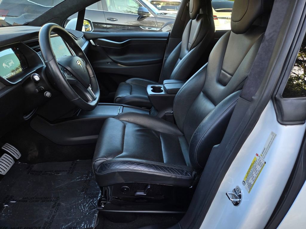 Used 2016 Tesla Model X Performance image 17