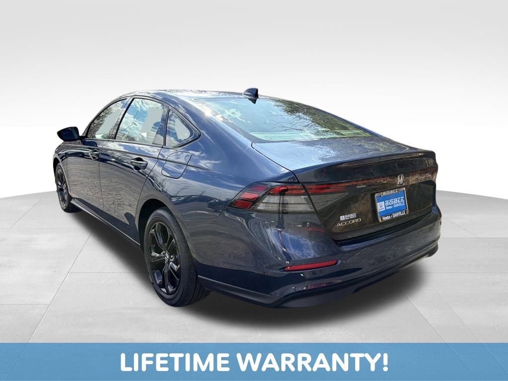 Used 2025 Honda Accord SE image 4