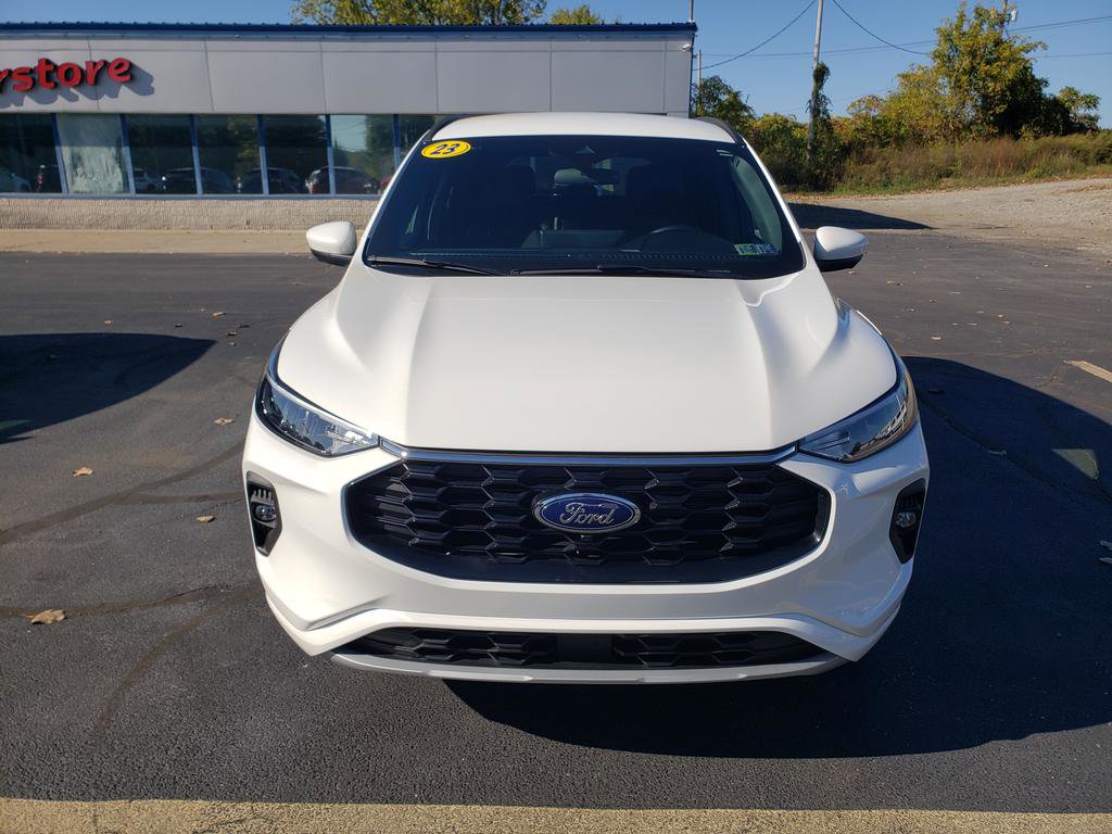 Used 2023 Ford Escape ST-Line Select w/ Tech Pack #2 image 2