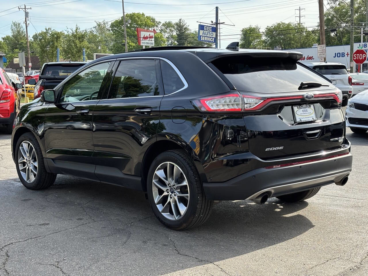 Used 2016 Ford Edge Titanium w/ Equipment Group 302A AWD/4WD image 6