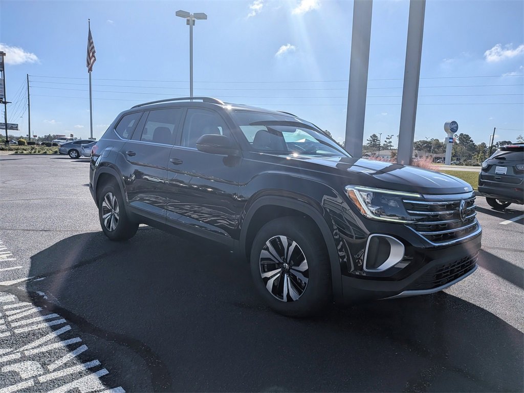 New 2026 Volkswagen Atlas SE image 3